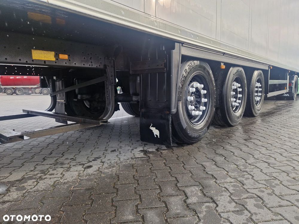 Schmitz Cargobull sko24 - 10
