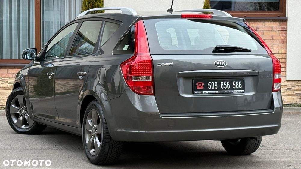 Kia Ceed 1.4 Comfort - 10