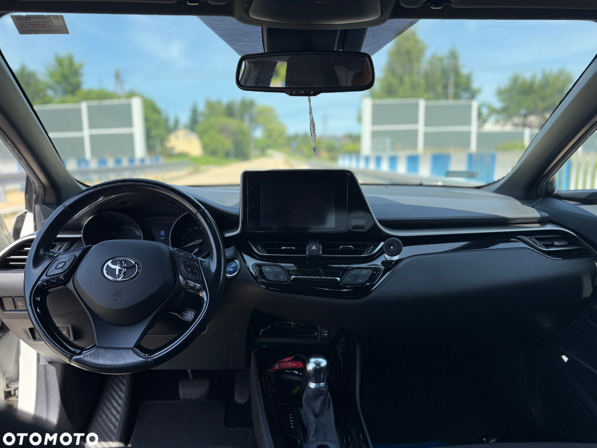 Toyota C-HR 1.8 Hybrid Comfort - 11
