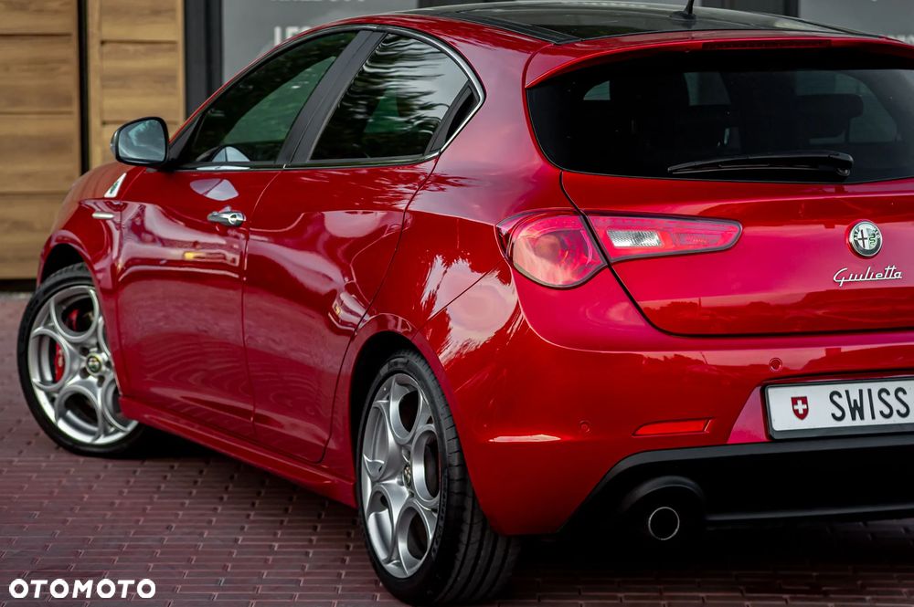 Alfa Romeo Giulietta 1.8 TBi 16V Quadrifoglio Verde - 9
