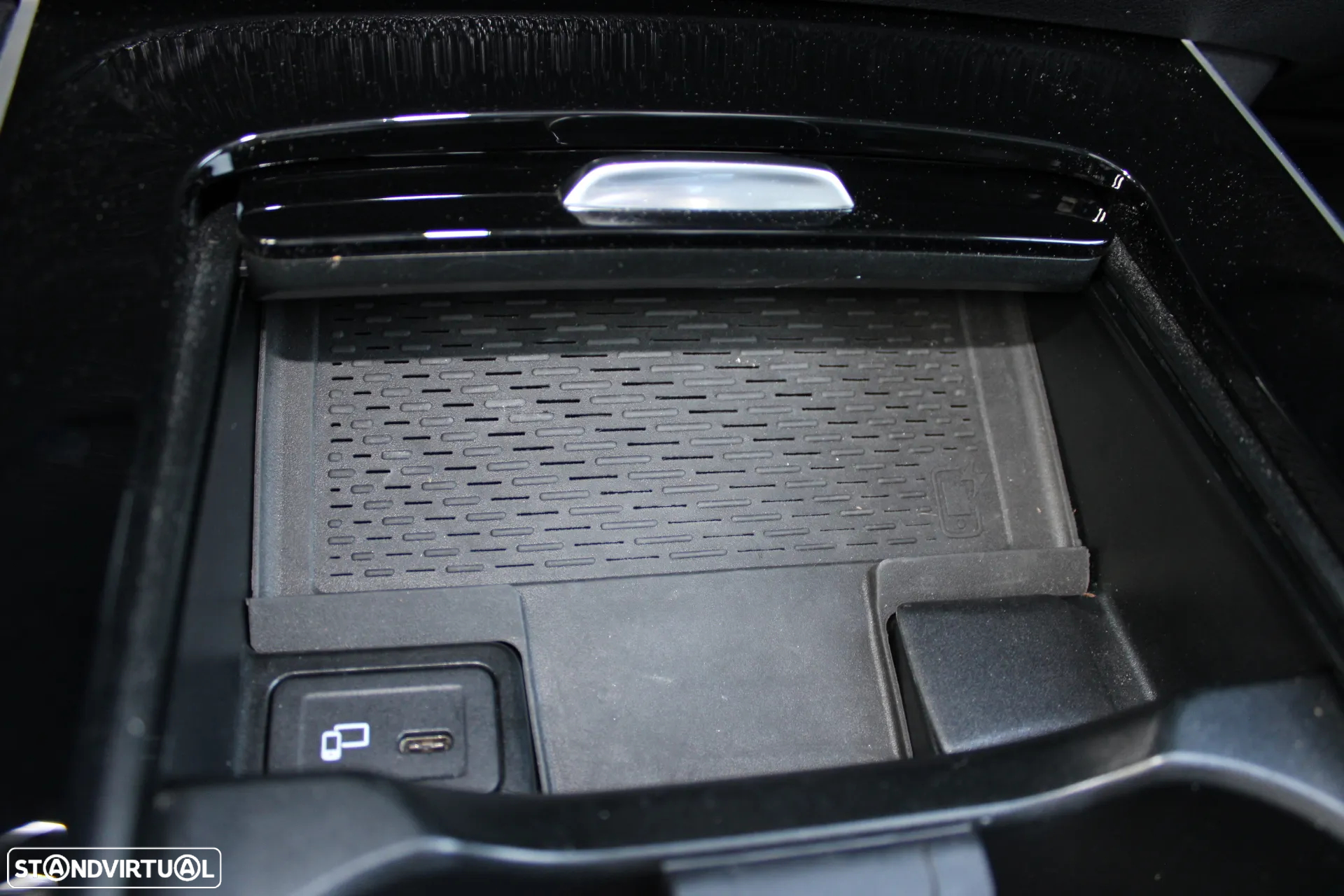Mercedes-Benz GLA 200 AMG Line - 51