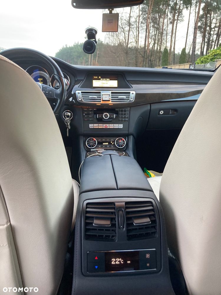 Mercedes-Benz CLS - 18