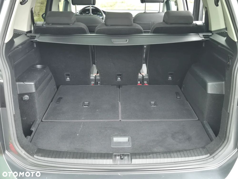 Volkswagen Touran 1.4 TSI BMT Highline DSG - 24