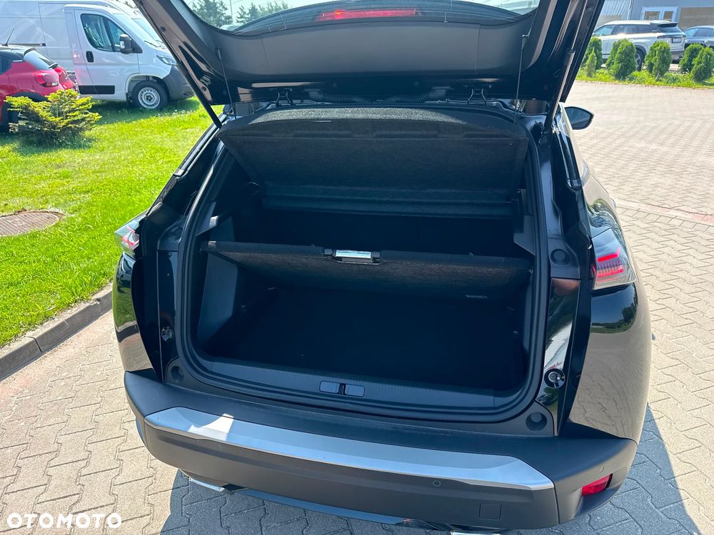 Peugeot 2008 - 13