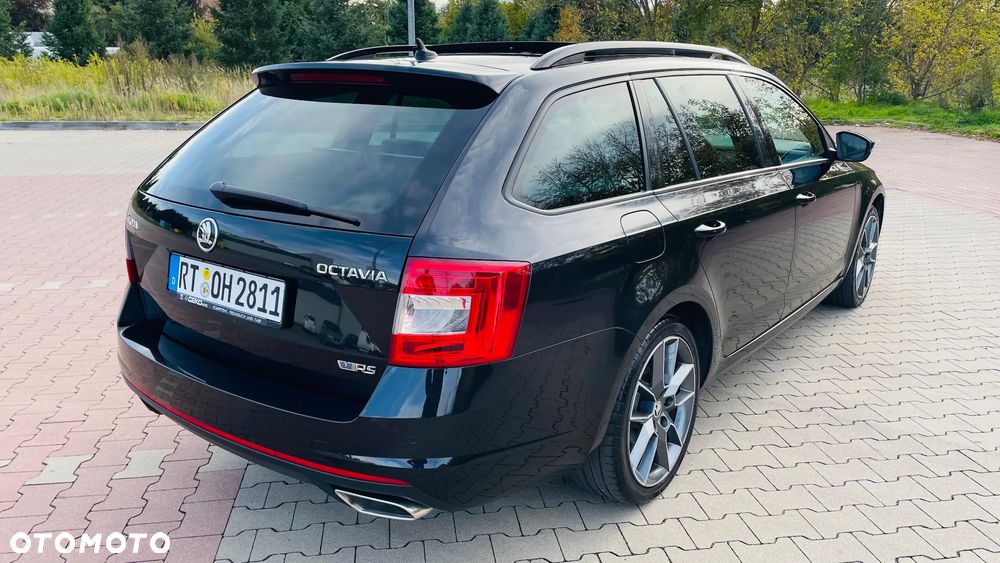 Skoda Octavia 2.0 TDI DSG RS - 3