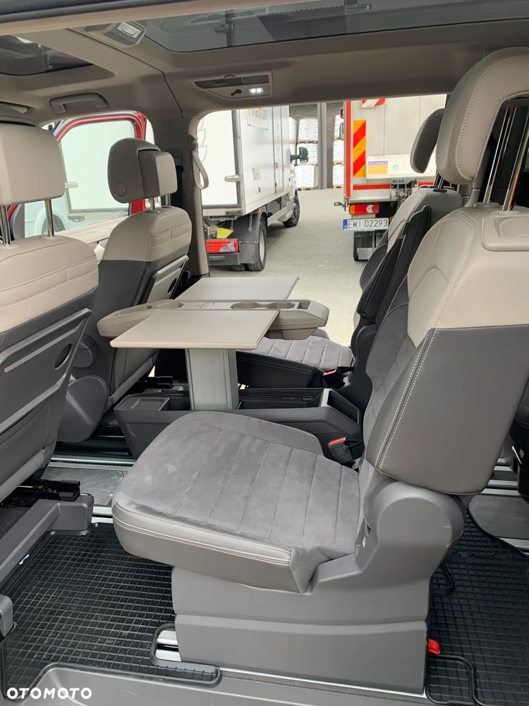 Volkswagen Multivan - 14