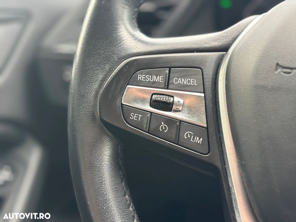 BMW Seria 2 218i Aut. - 26