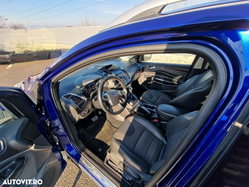 Ford Kuga 2.0 TDCi 4WD Powershift Titanium - 13