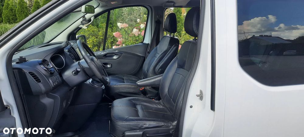 Opel Vivaro - 18