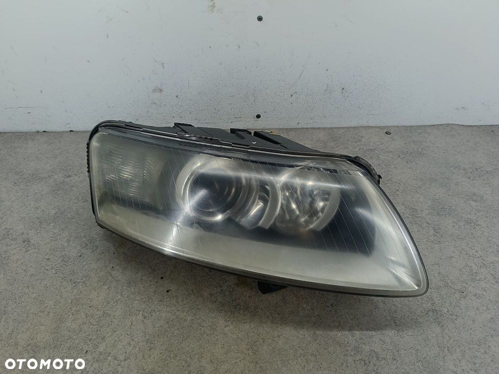 LAMPA PRZÓD PRAWA XENON AUDI A6 C6 - 2