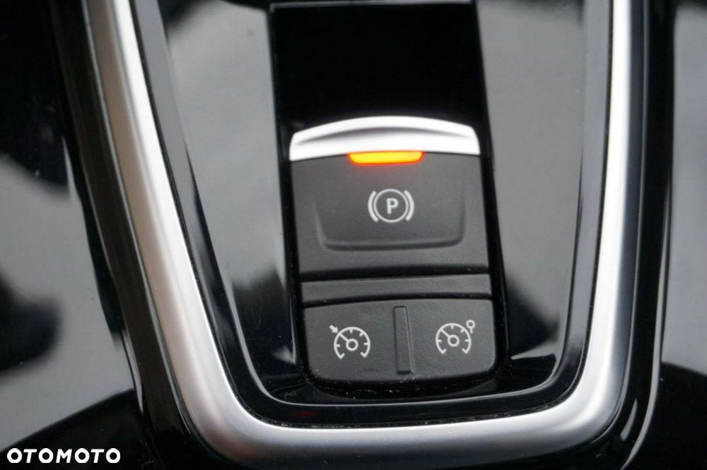 Renault Koleos 2.0 dCi Initiale Paris 4x4 X-Tronic - 24