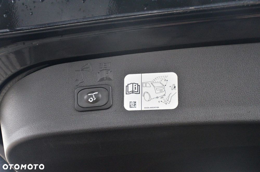 Ford Kuga - 19