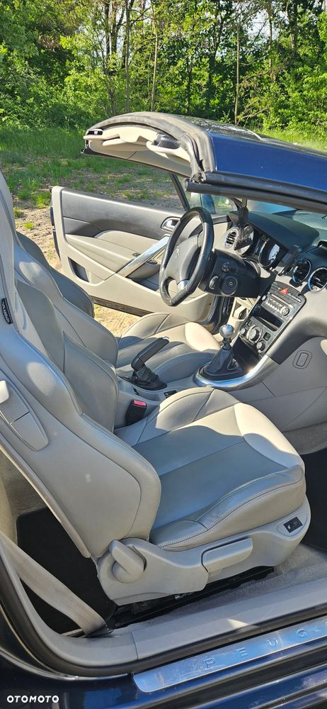 Peugeot 308 CC 2.0 HDi Sport Pack - 12