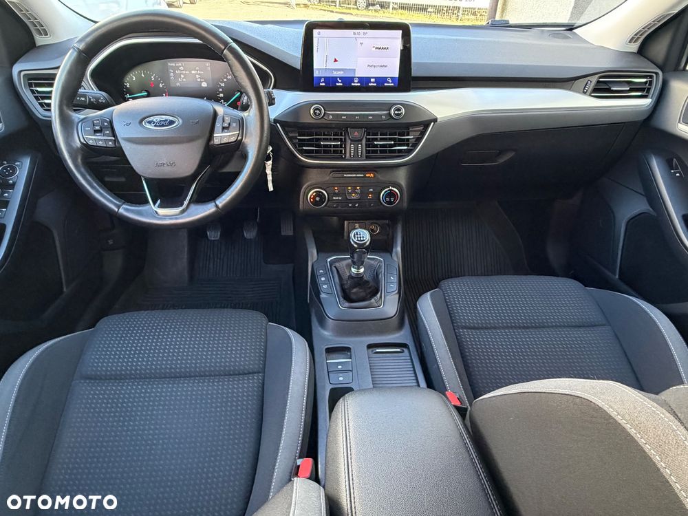 Ford Focus 1.0 EcoBoost Start-Stopp-System COOL&CONNECT DESIGN - 32