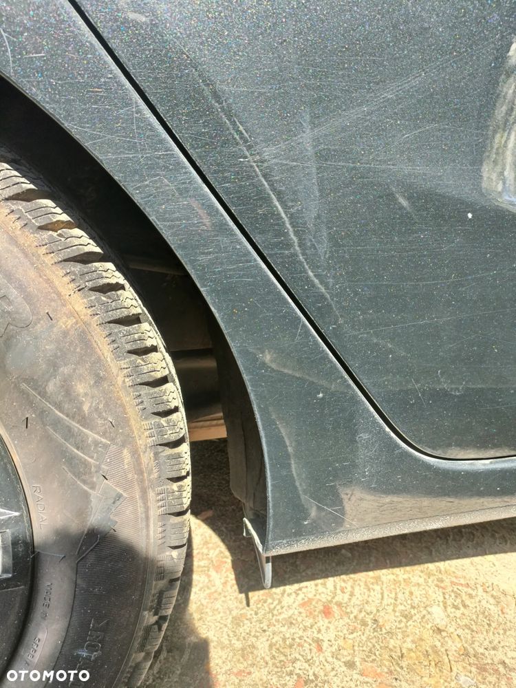 HYUNDAI i30 I 07-12 2009 r. 5D HB 9F błotnik ćwiartka prawy tył PT * - 4