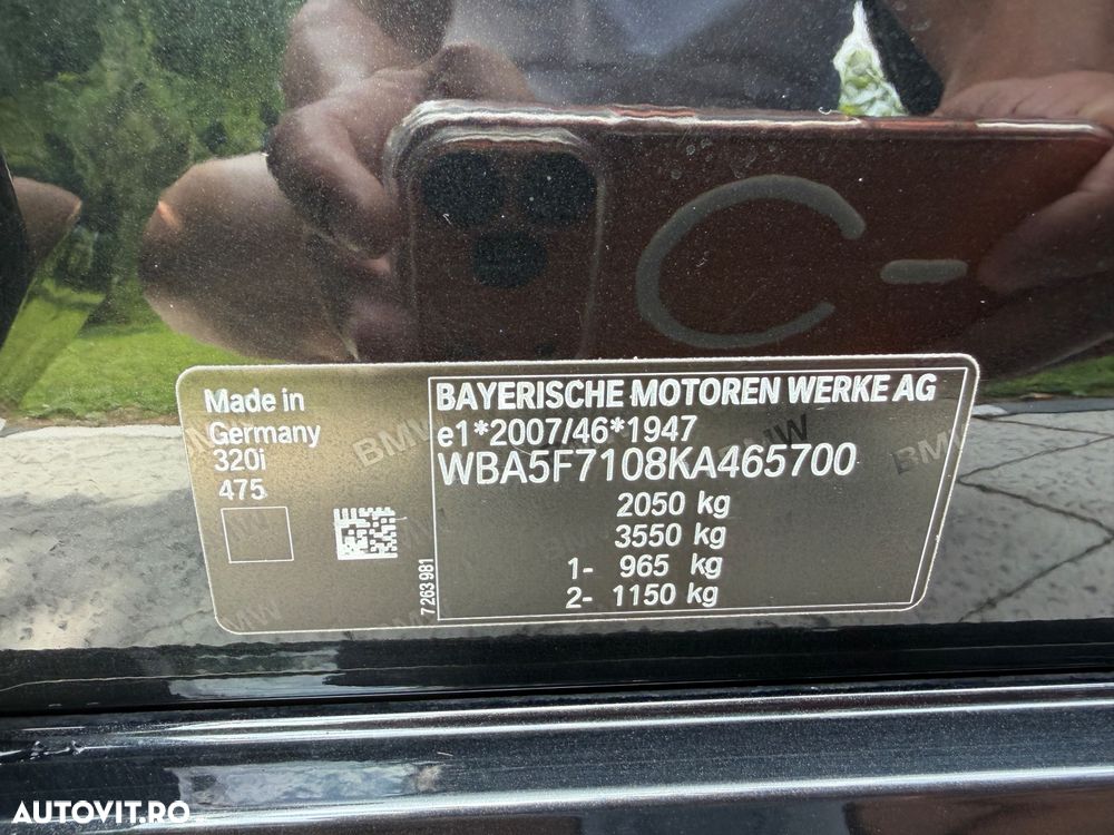 BMW Seria 3 ver-320i-aut-luxury-line - 24