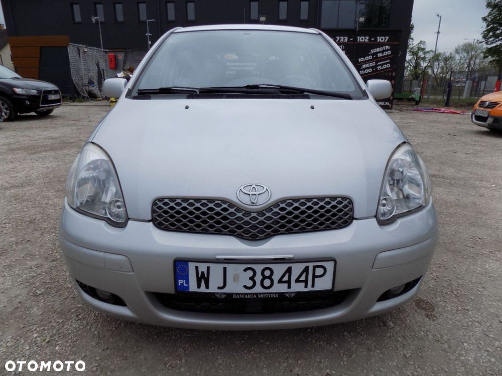 Toyota Yaris - 13