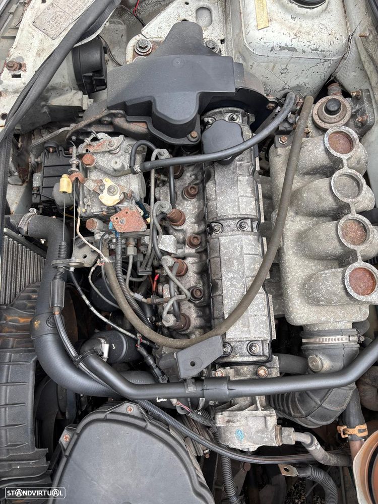 Renault Clio 1.9 D de 1993 para peças - 6