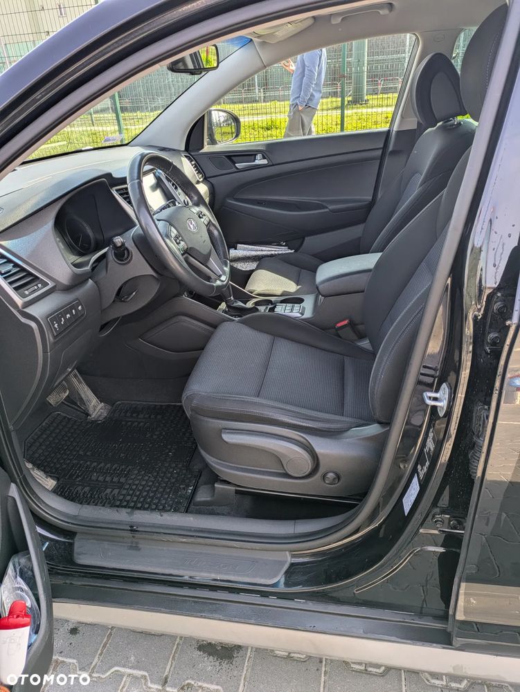 Hyundai Tucson 1.7 CRDI BlueDrive GO Plus 2WD DCT - 9