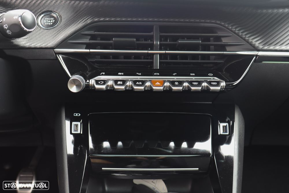 Peugeot 208 PureTech 100 GT - 26