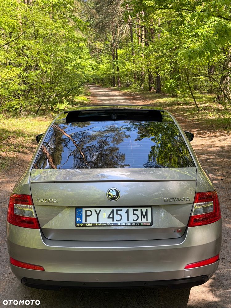 Skoda Octavia 1.8 TSI Elegance DSG - 5