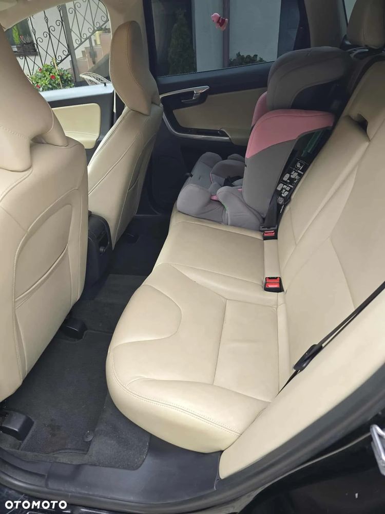 Volvo XC 60 D4 Drive-E Summum - 7
