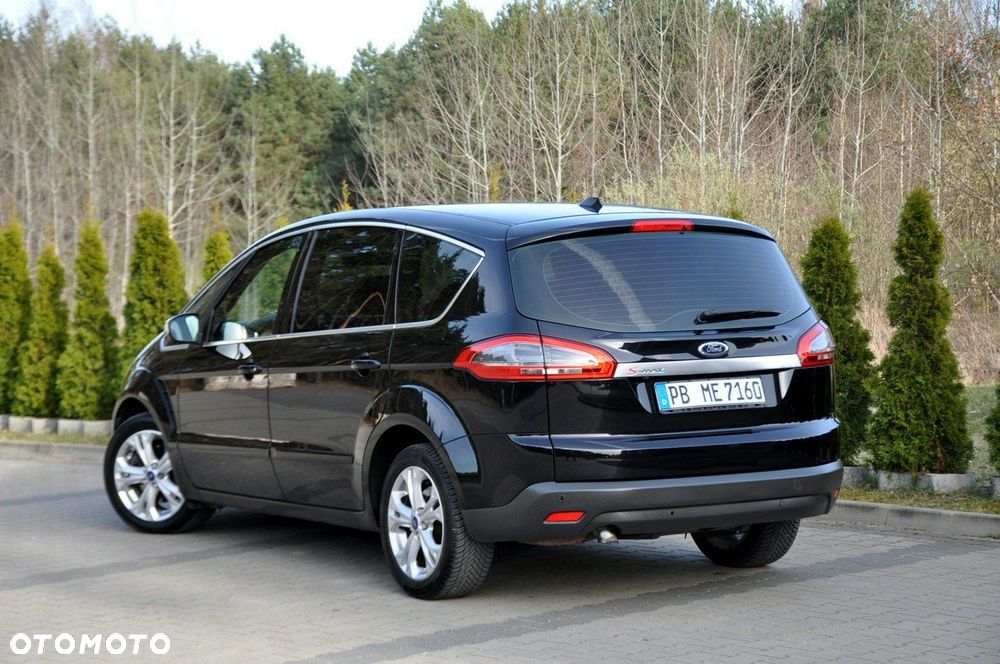 Ford S-Max - 14