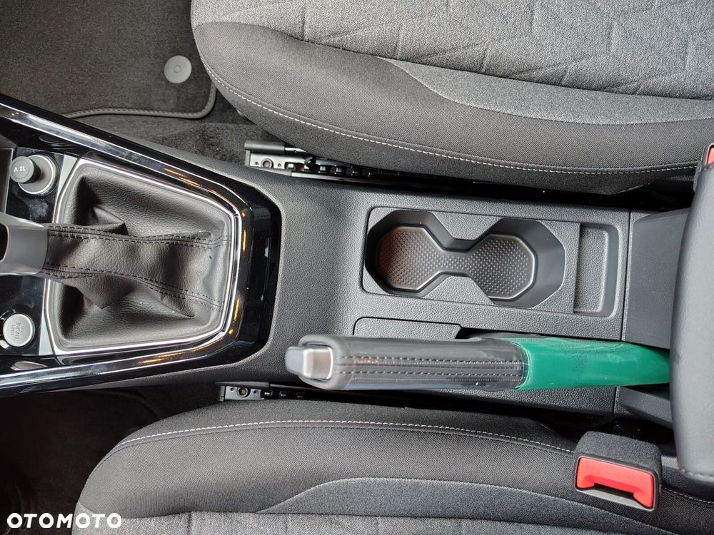 Volkswagen T-Cross - 11