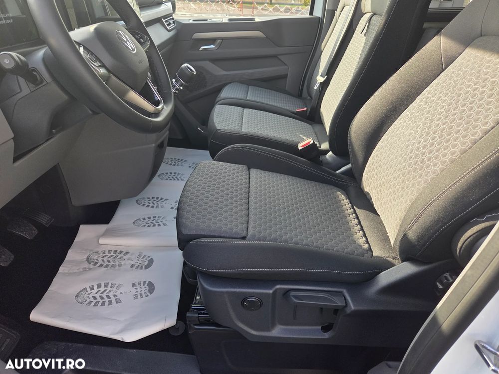 Volkswagen Caravelle - 18