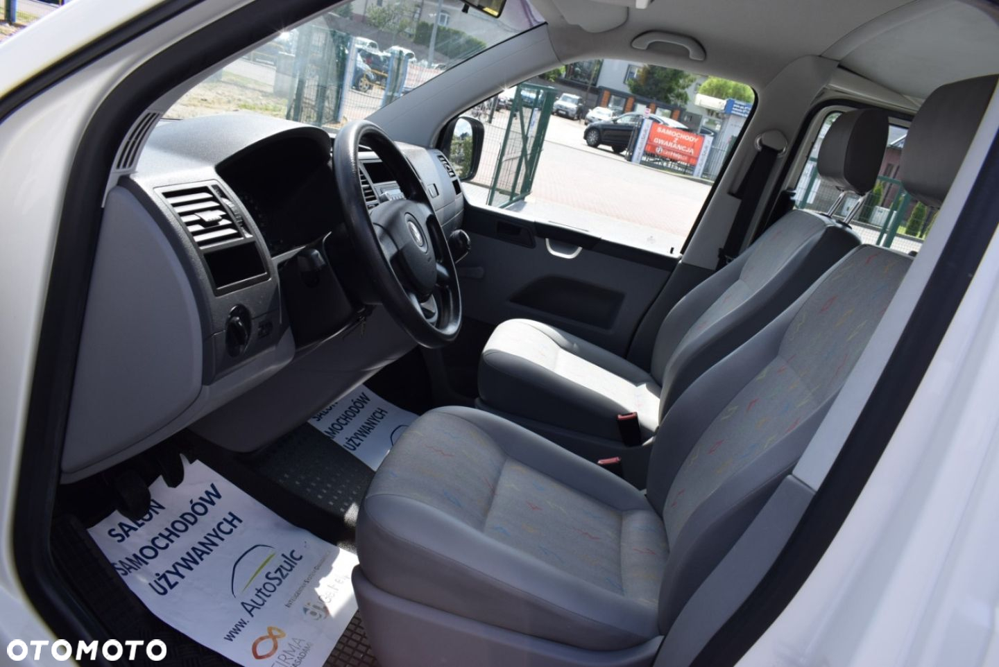 Volkswagen Transporter - 16