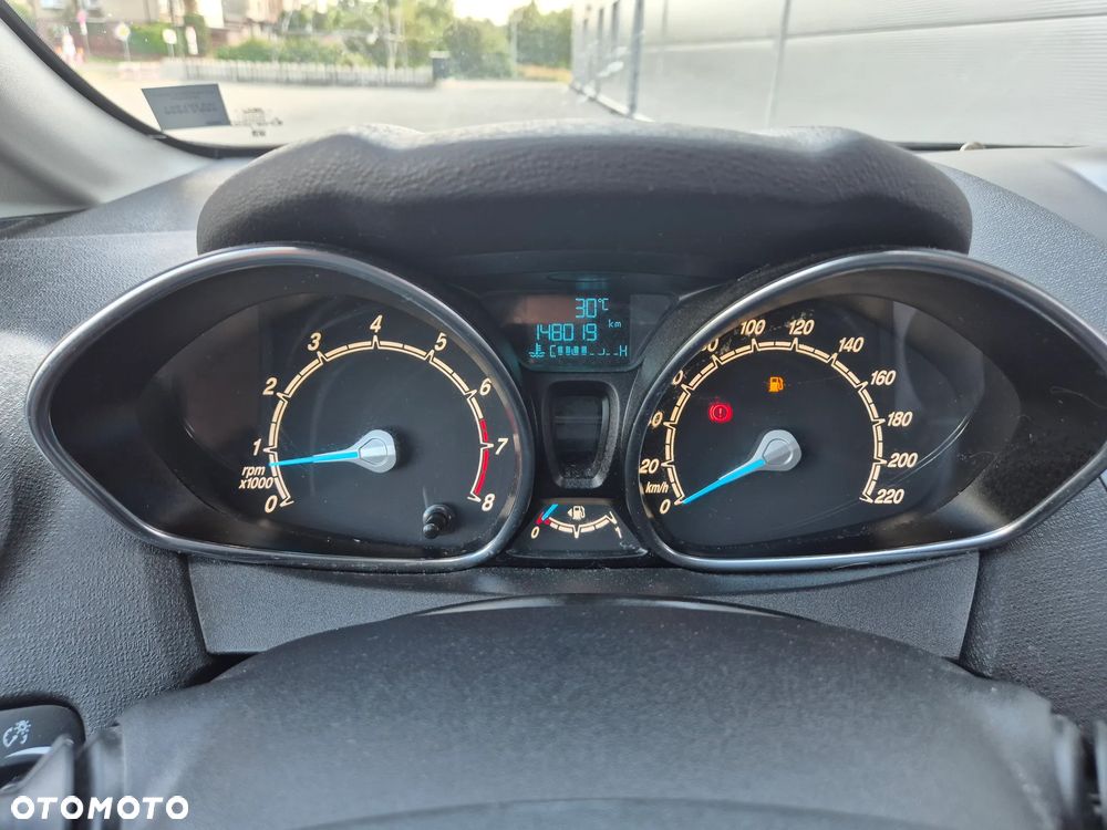 Ford Fiesta 1.25 Titanium X - 19