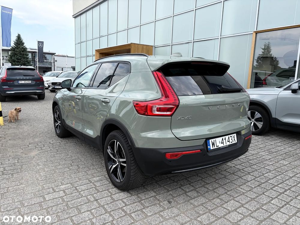 Volvo XC 40 B3 Plus Dark - 8