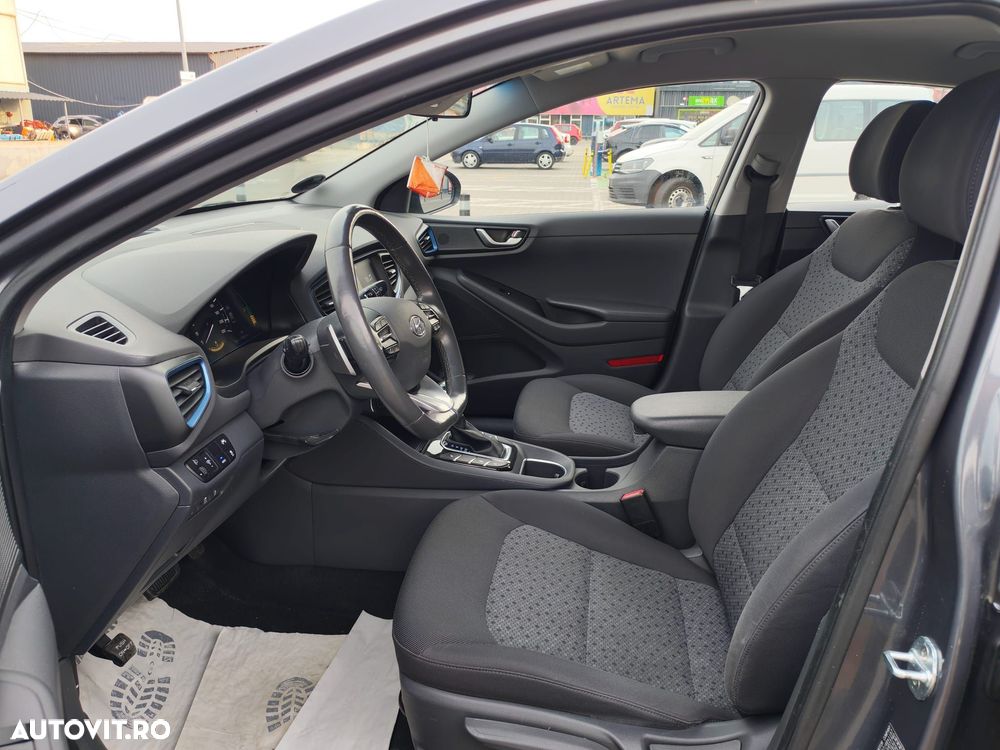 Hyundai IONIQ - 6