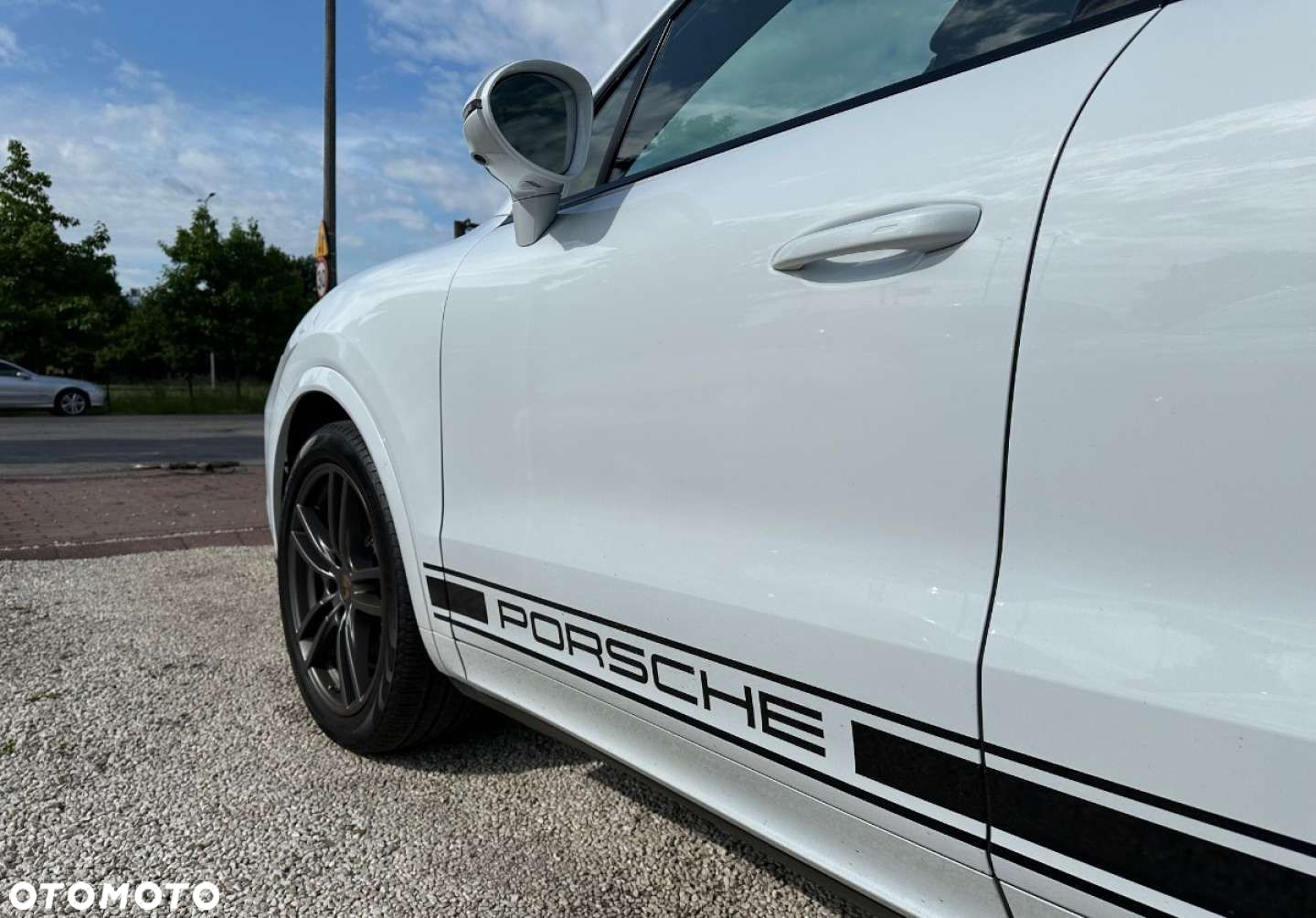 Porsche Cayenne - 8