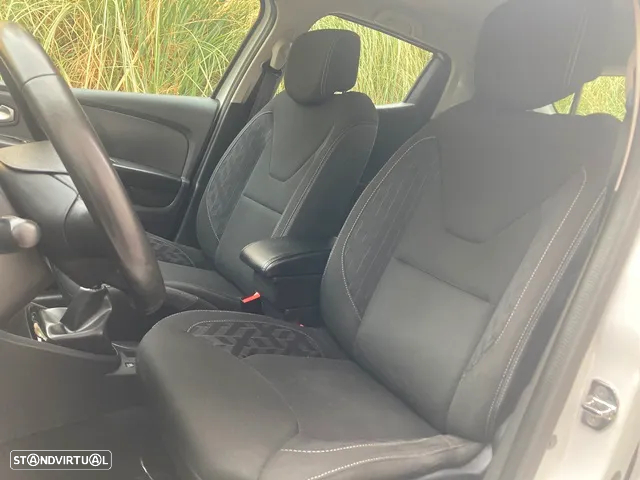Renault Clio 1.5 dCi Limited - 24
