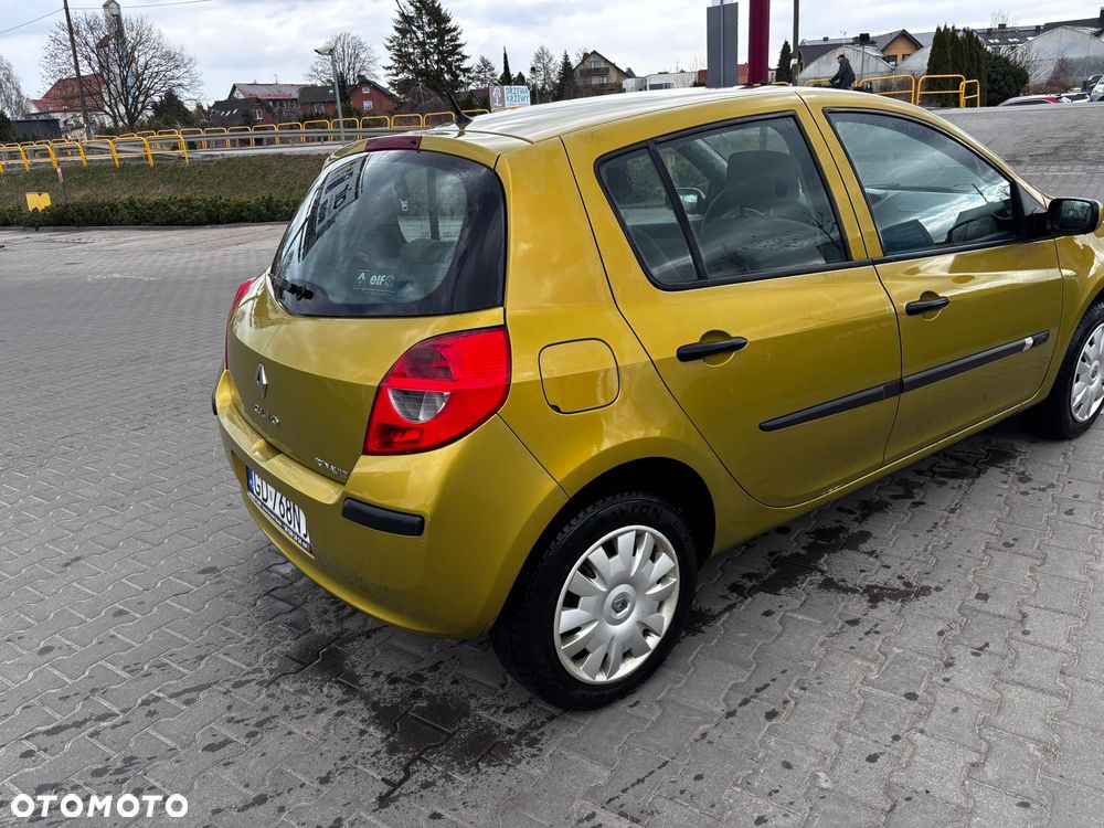 Renault Clio 1.5 dCi Edition Dynamique - 3