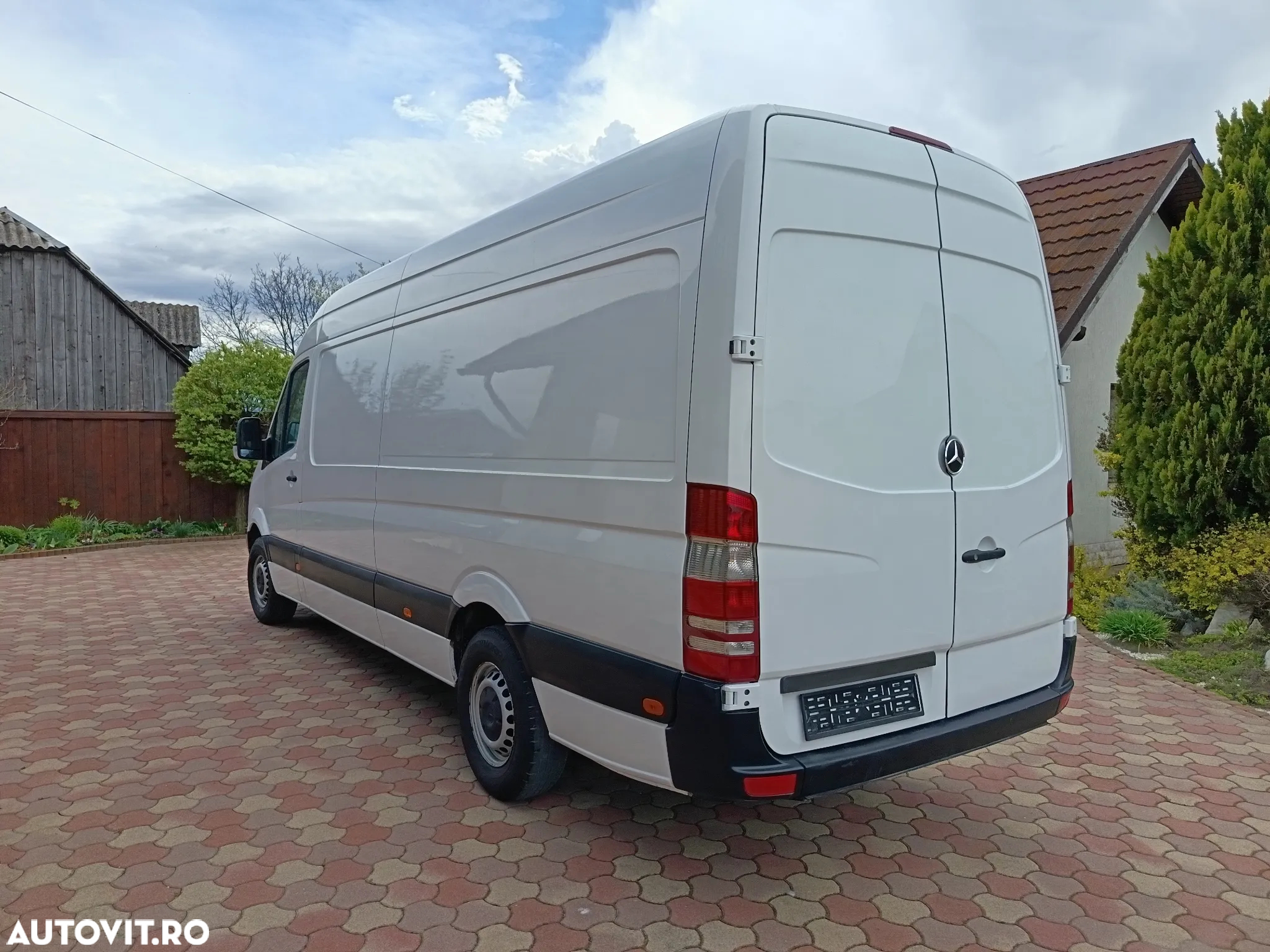 Mercedes-Benz sprinter - 4