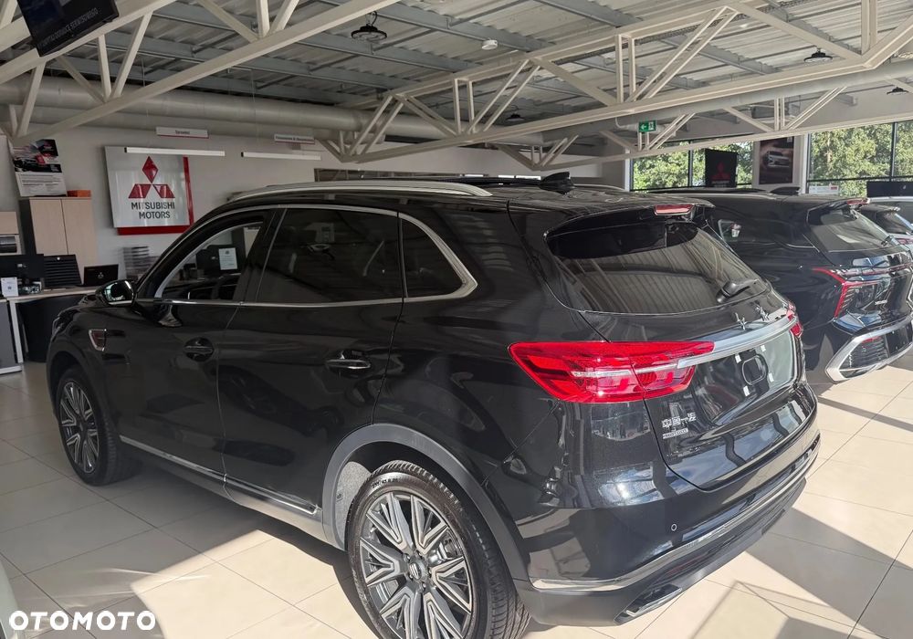 Hongqi HS5 - 4