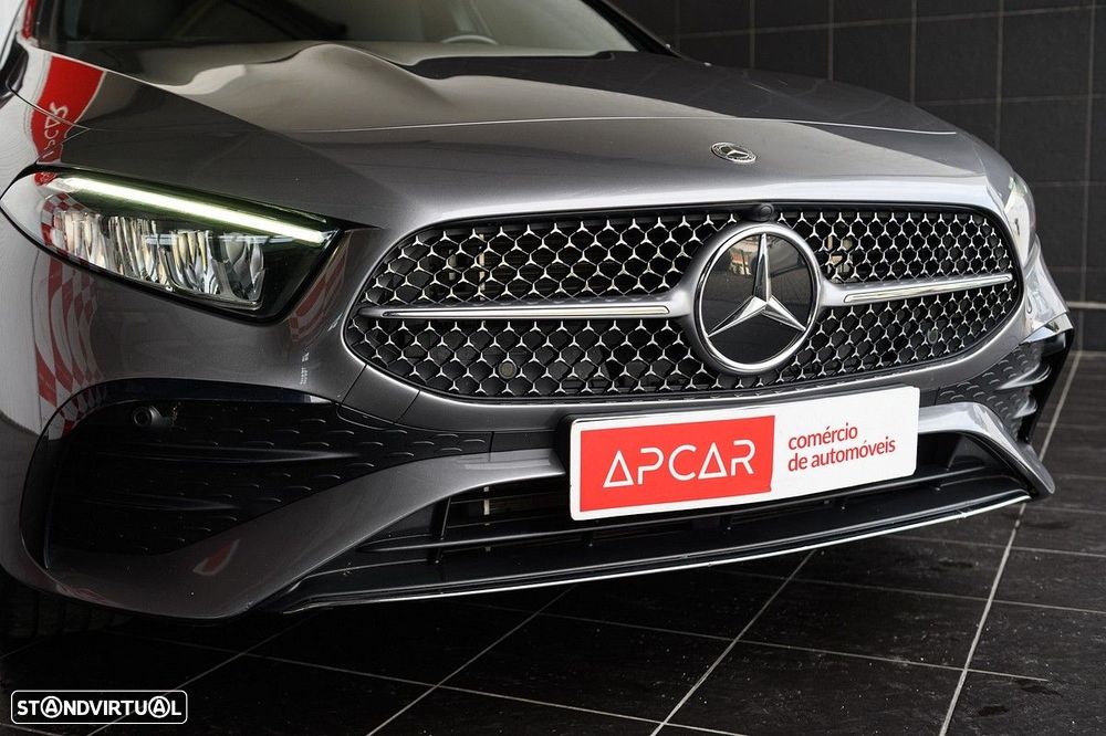 Mercedes-Benz A 250 e AMG Line - 12
