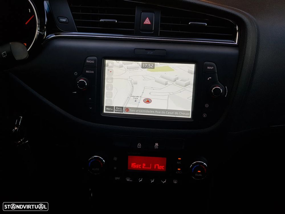 Kia Ceed SW 1.6 CRDi GT Line - 19