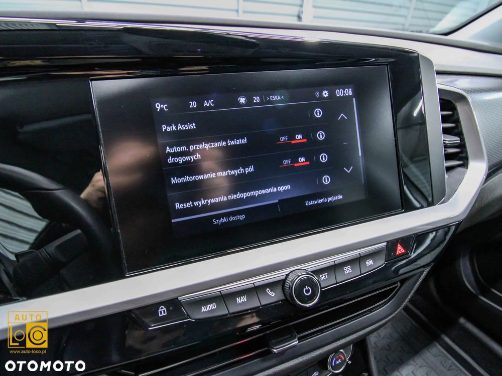 Opel Grandland 1.2 T Business Edition S&S - 23