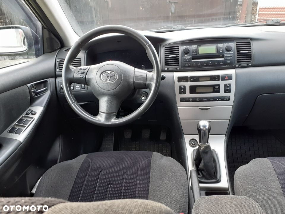 Toyota Corolla 2.0 D-4D Sol - 6