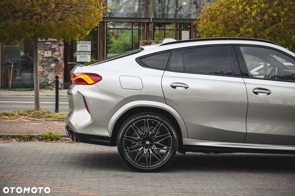 BMW X6M - 11