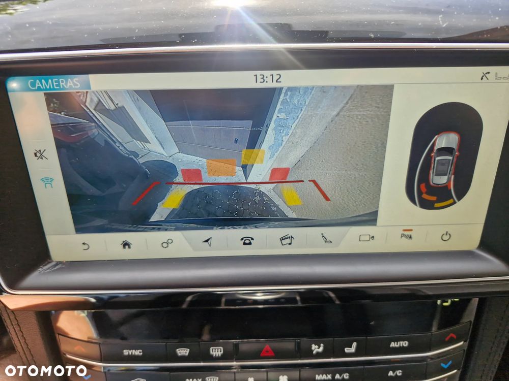 Jaguar F-Pace 2.0 i4D AWD Pure - 5