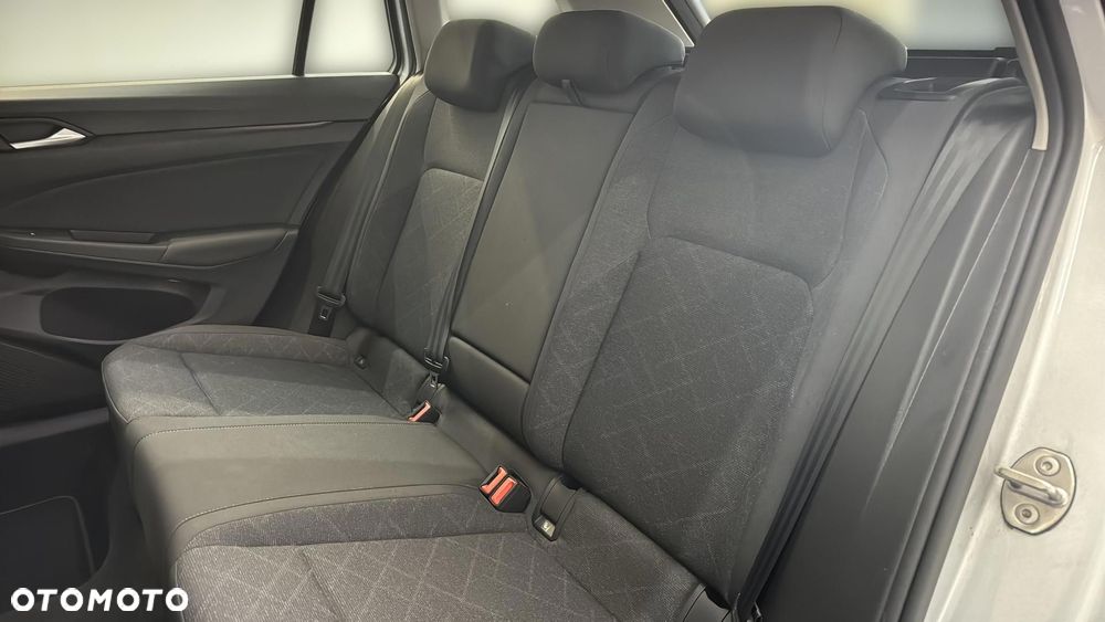 Volkswagen Golf 1.5 TSI EVO Life - 17