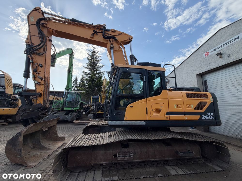 Hyundai Hx260 - 1