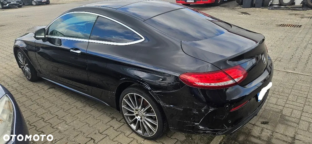 Mercedes-Benz Klasa C 250 d Coupe 9G-TRONIC - 4