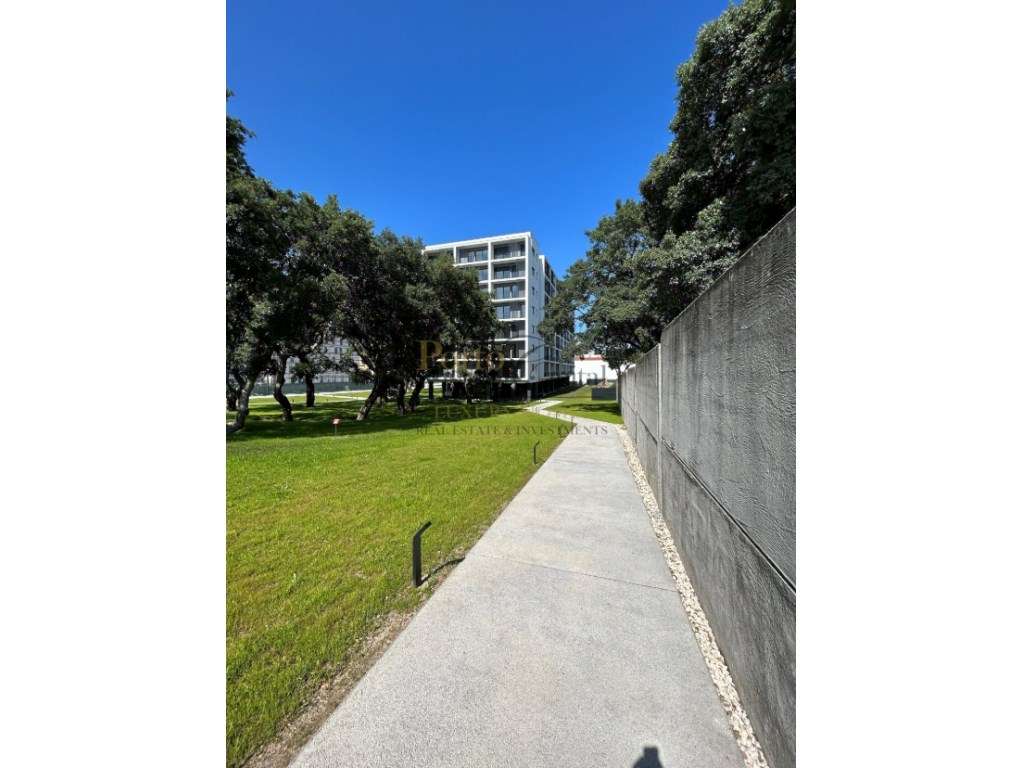 EXCELENTE APARTAMENTO T1 Mobilado para Arrendamento - Grande imagem: 4/21