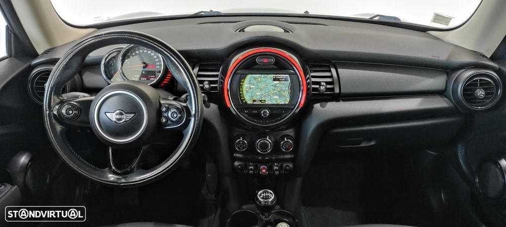 MINI 3 Portas One D - 24