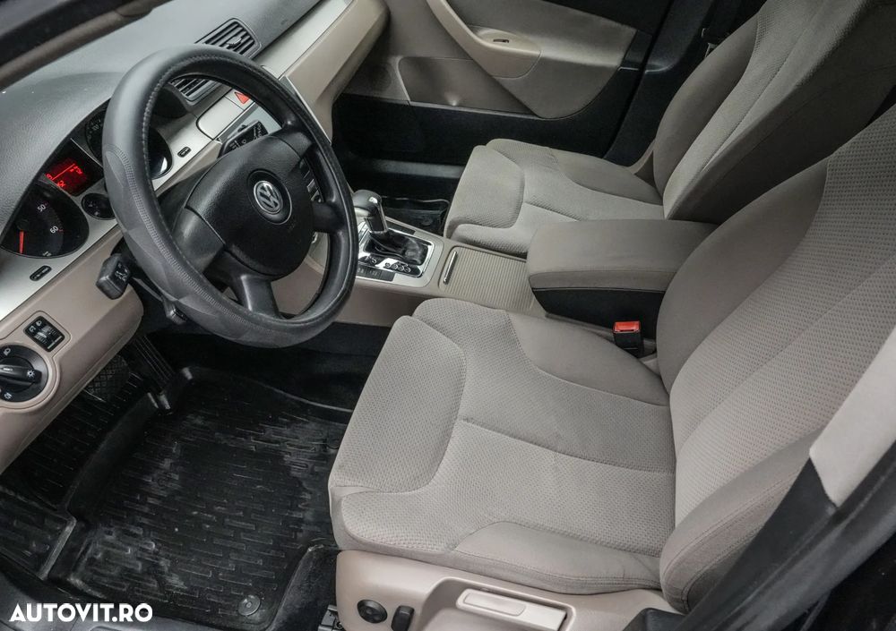 Volkswagen Passat Variant 2.0 TDI Highline DPF DSG - 11